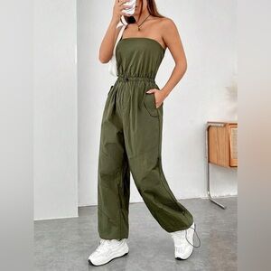 🍁5 for $15🍁 New SHEIN Dazy Olive Green Utility Strapless Jumpsuit